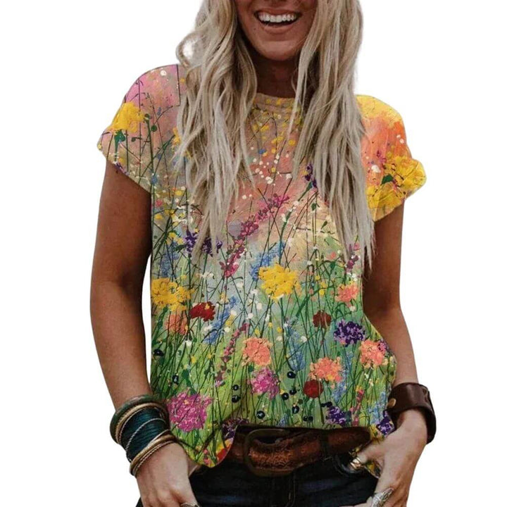 Women’s Floral Graphic T-Shirt – Casual Short Sleeve Printed Top