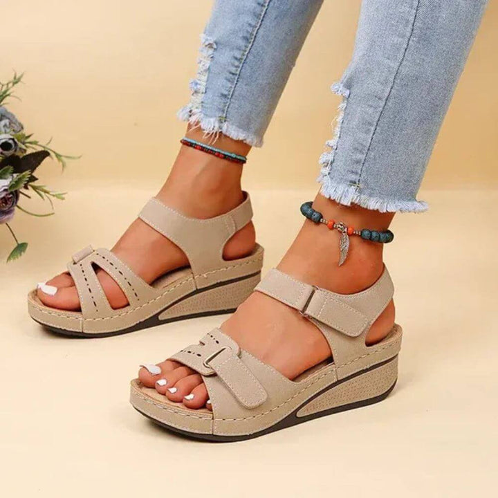 Summer Sandals with Adjustable Straps – Open-Toe Design