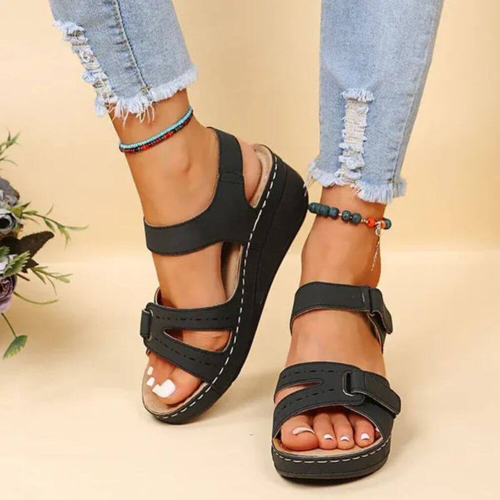 Summer Sandals with Adjustable Straps – Open-Toe Design