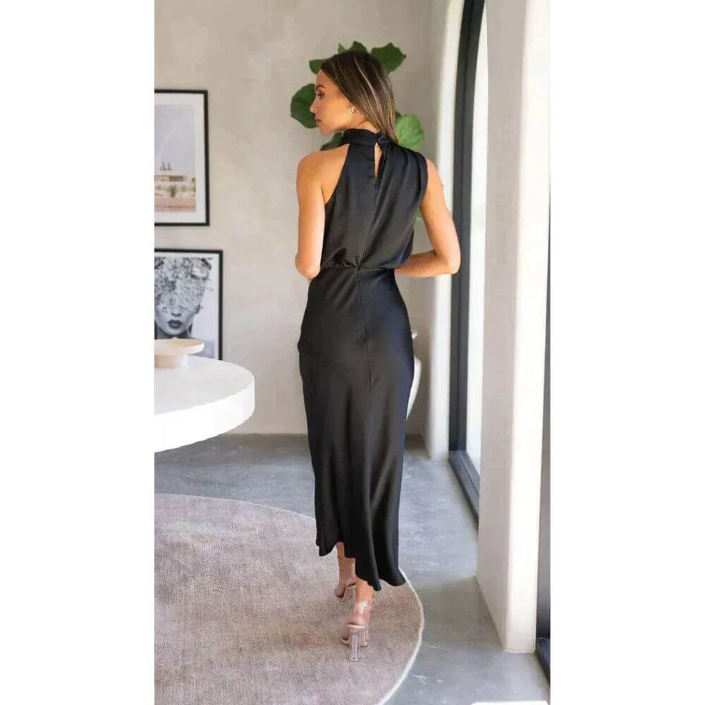 Halter Neck Midi Dress for Women – Elegant Sleeveless Summer Look for Events