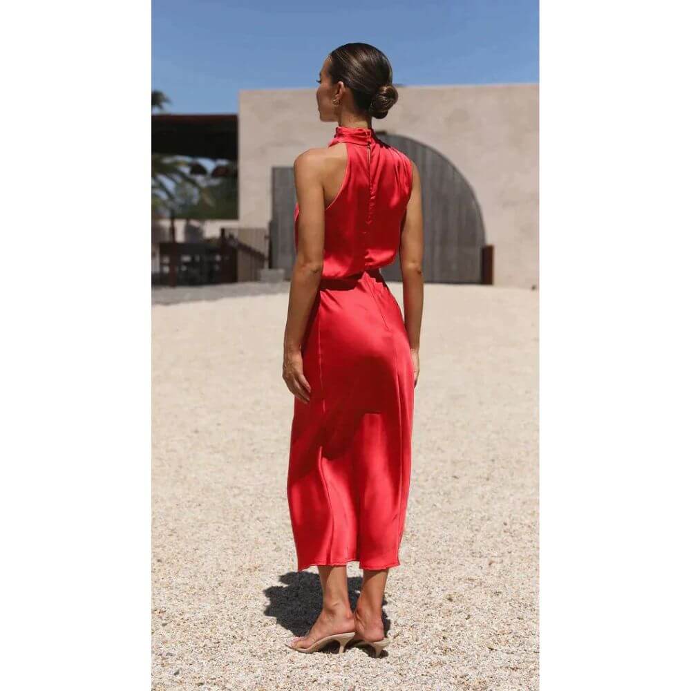 Halter Neck Midi Dress for Women – Elegant Sleeveless Summer Look for Events