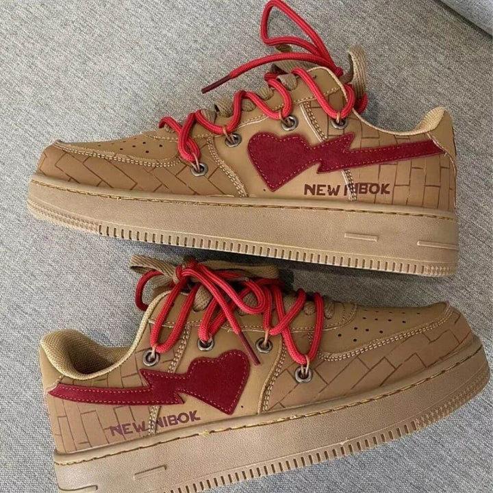 Comfortable Casual Low-Top Women’s Sneakers