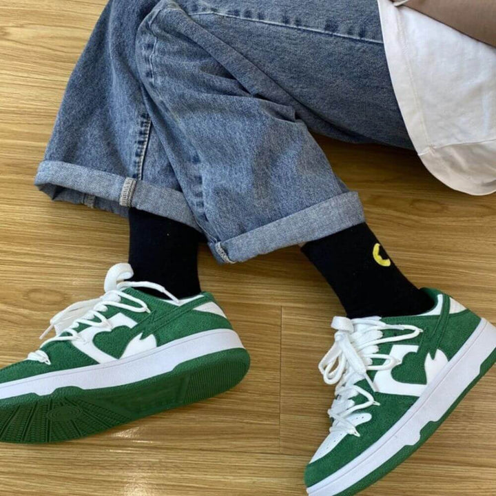 Comfortable Casual Low-Top Women’s Sneakers
