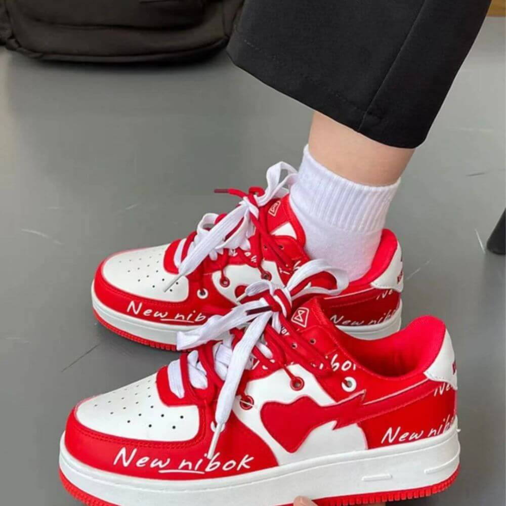 Comfortable Casual Low-Top Women’s Sneakers