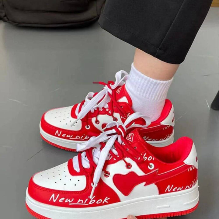 Comfortable Casual Low-Top Women’s Sneakers