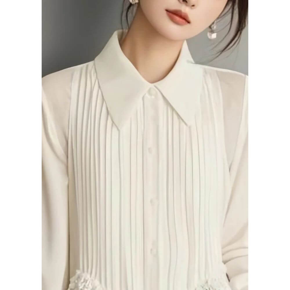 Vintage Style Women’s Blouse with Elegant Trim Detail – Long Sleeve