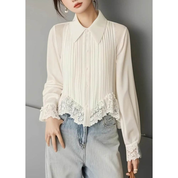 Vintage Style Women’s Blouse with Elegant Trim Detail – Long Sleeve