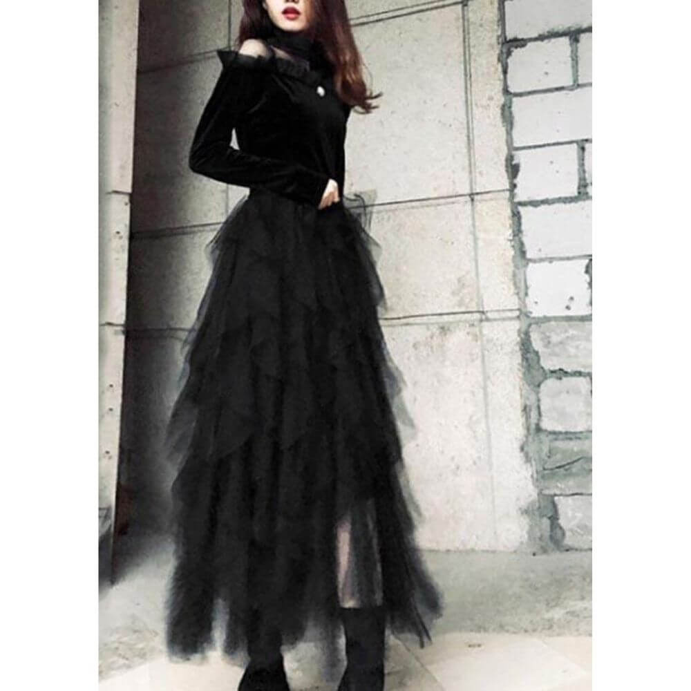 Black Layered Tulle Maxi Skirt – Elegant Tiered Design for Evening and Party Looks