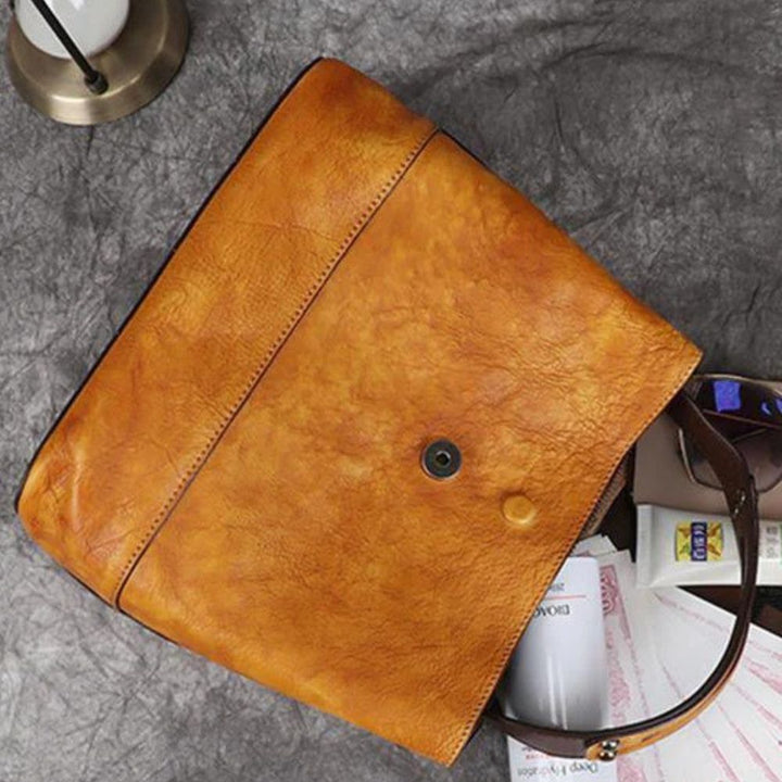 Vintage-Inspired Women’s Shoulder Handbag – Elegant Retro Style