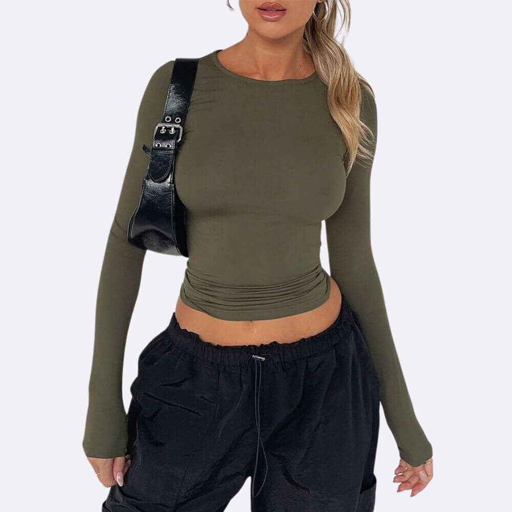 Darkgreen elegant long-sleeved shirt on the model